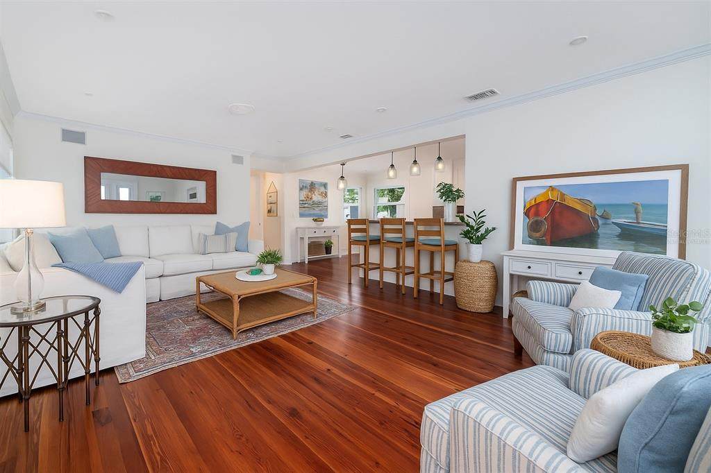 506 Yupon Avenue - Photo 1