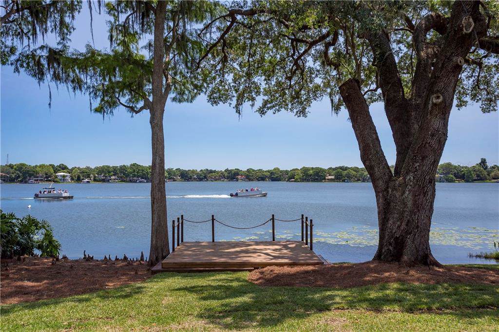 570 Seminole Drive - Photo 1