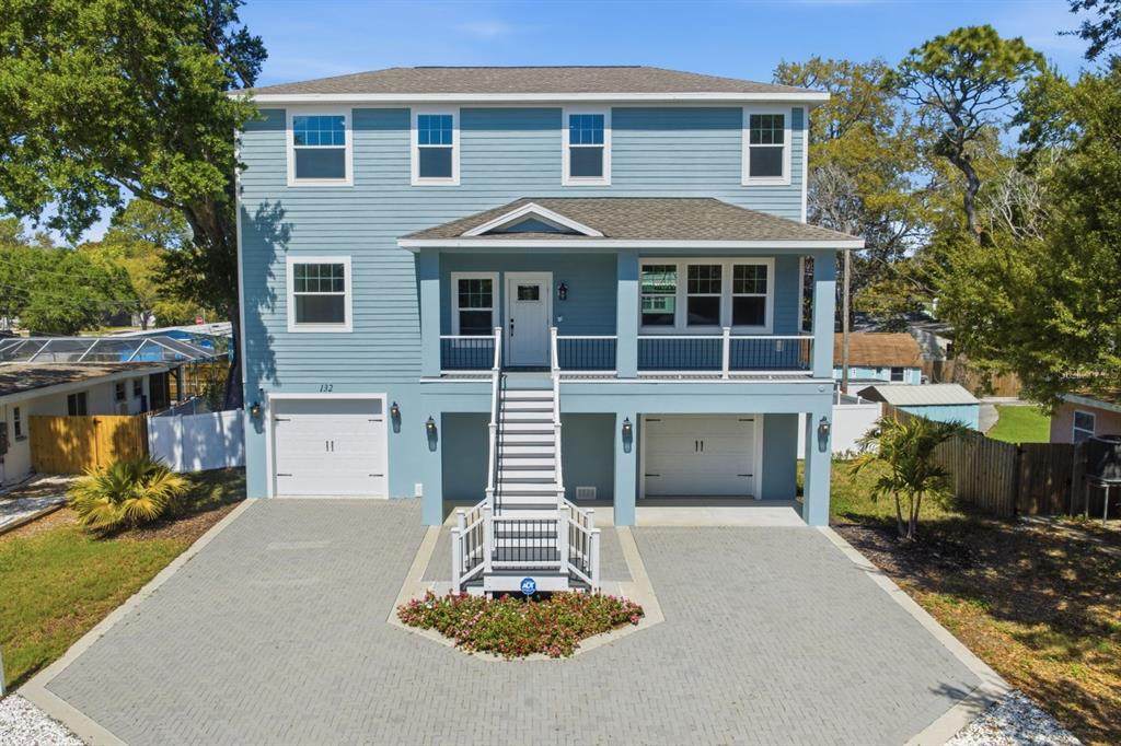 132 Pennsylvania Avenue - Photo 1