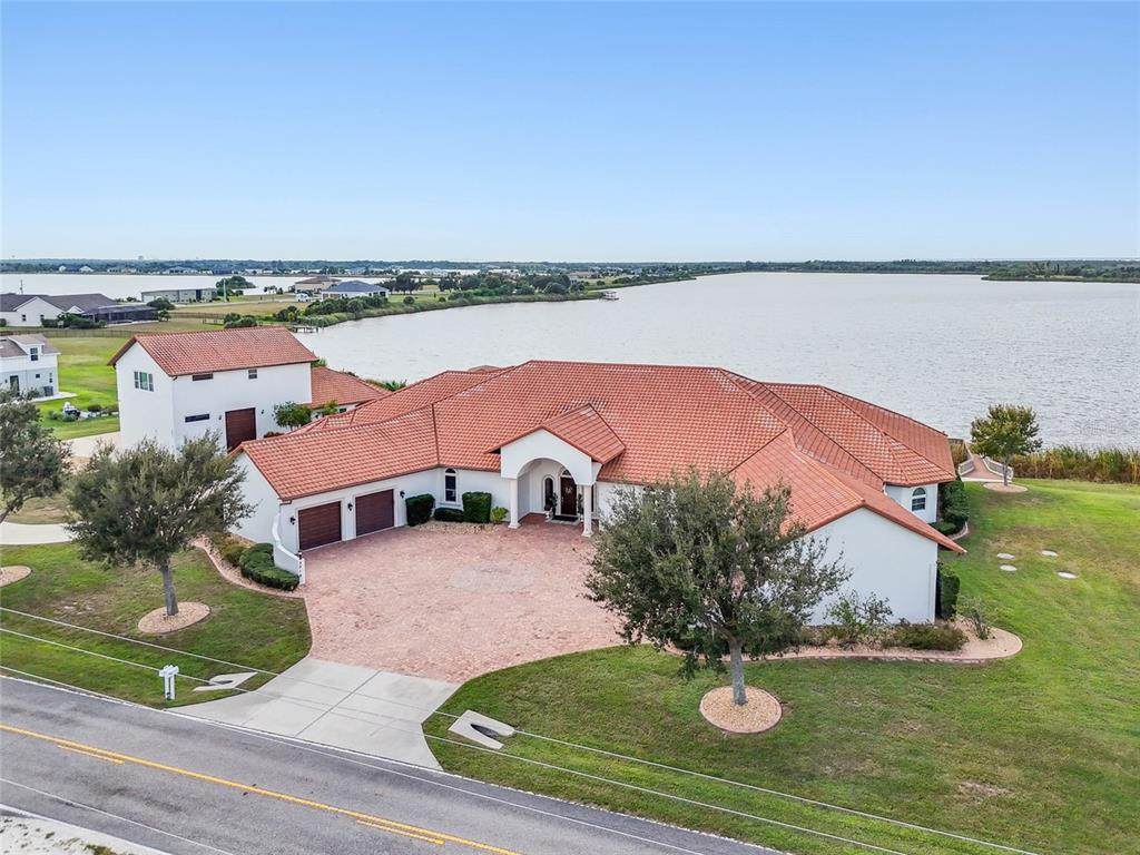 3215 Gulf City Road - Photo 1