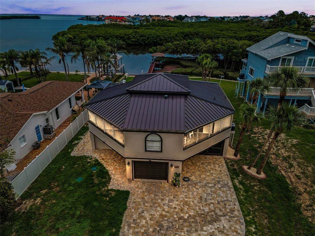 1616 Sea Breeze Drive - Photo 1
