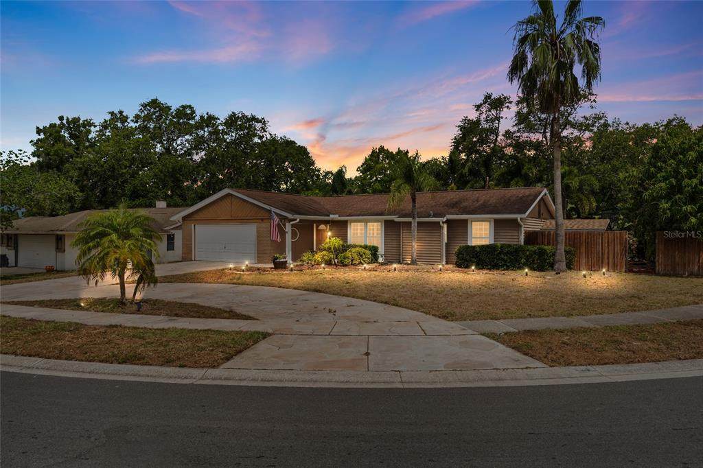 1686 Spottswood Circle - Photo 1