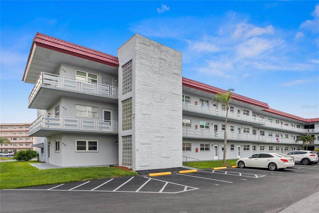 5660 80TH Street - Photo 1