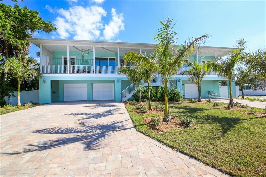 105 Sunset Drive - Photo 1