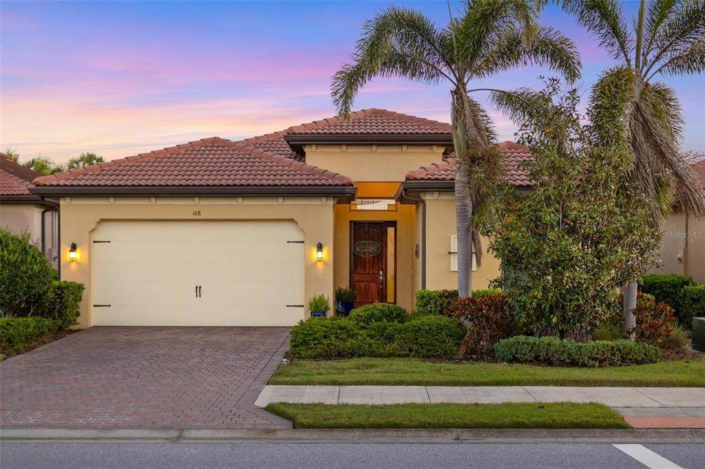 108 Maraviya Boulevard - Photo 1