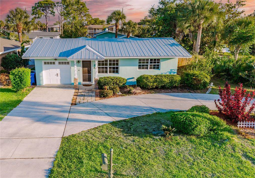 316 Alba Street - Photo 1
