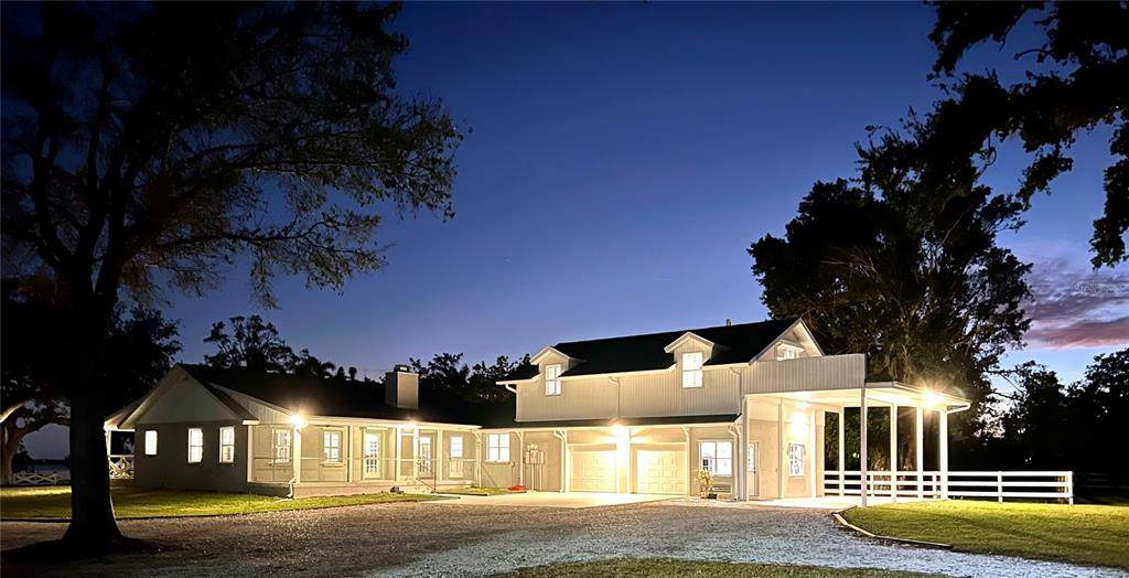 724 Bayshore Drive - Photo 1