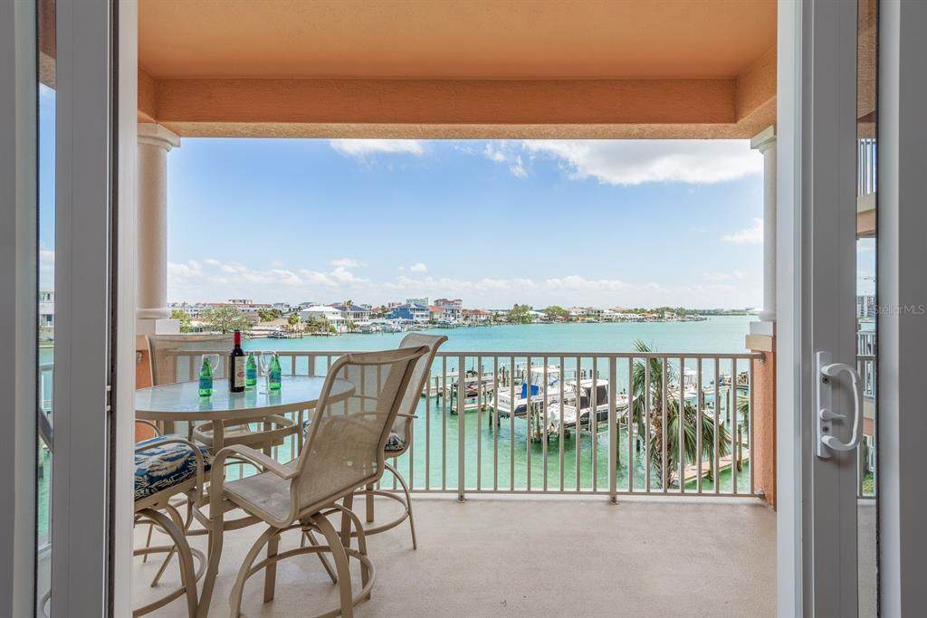 530 Gulfview Boulevard - Photo 1