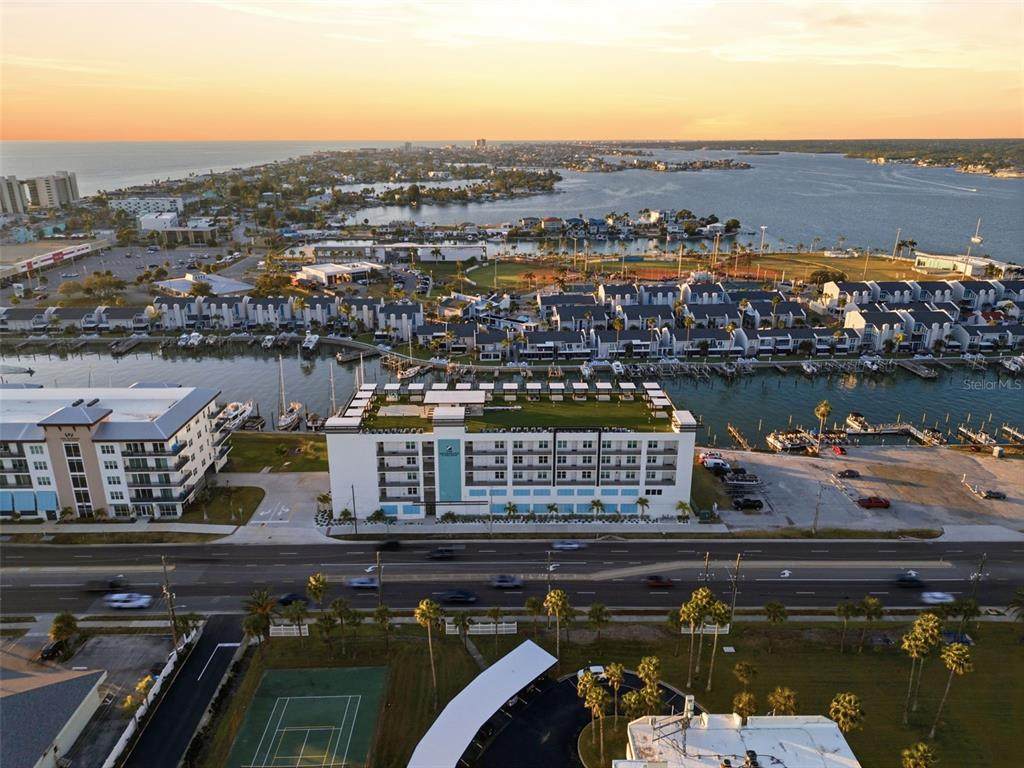 400 150TH Avenue - Photo 1