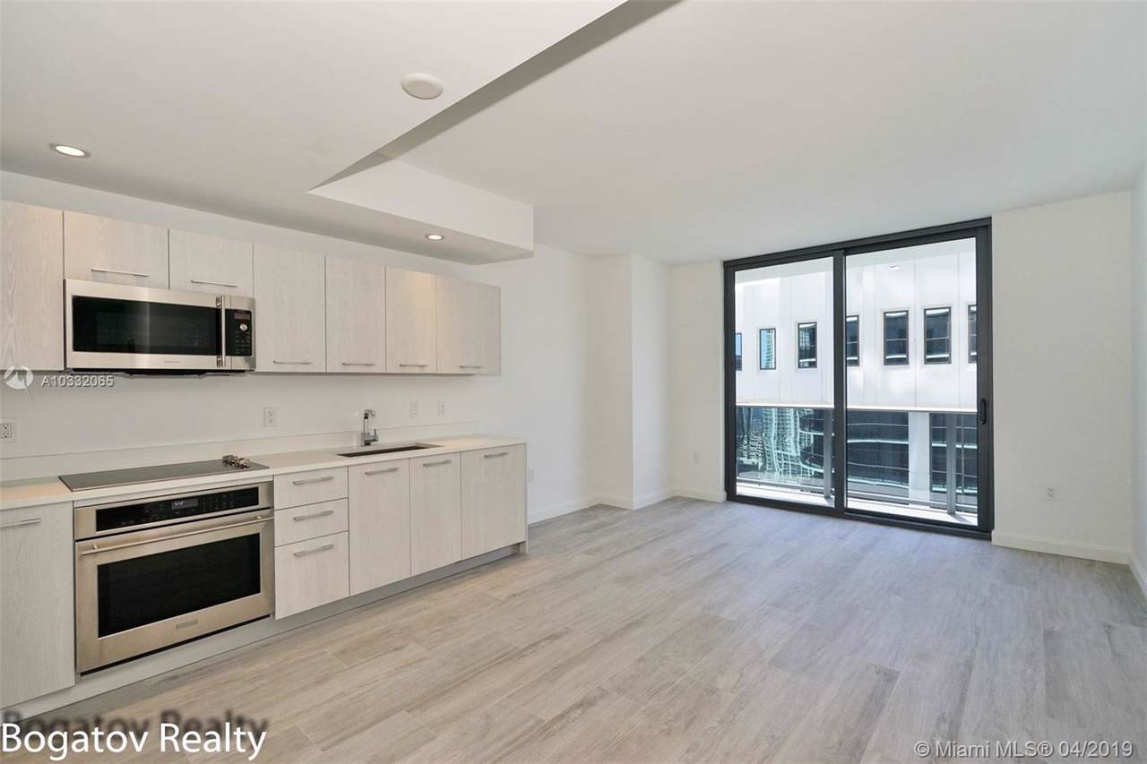 55 9th St - Photo 1