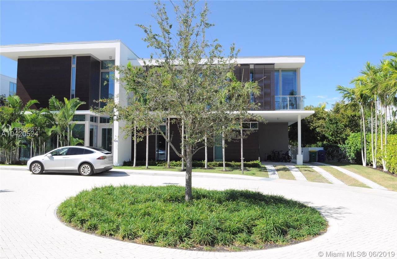 105 Reef Ln - Photo 1