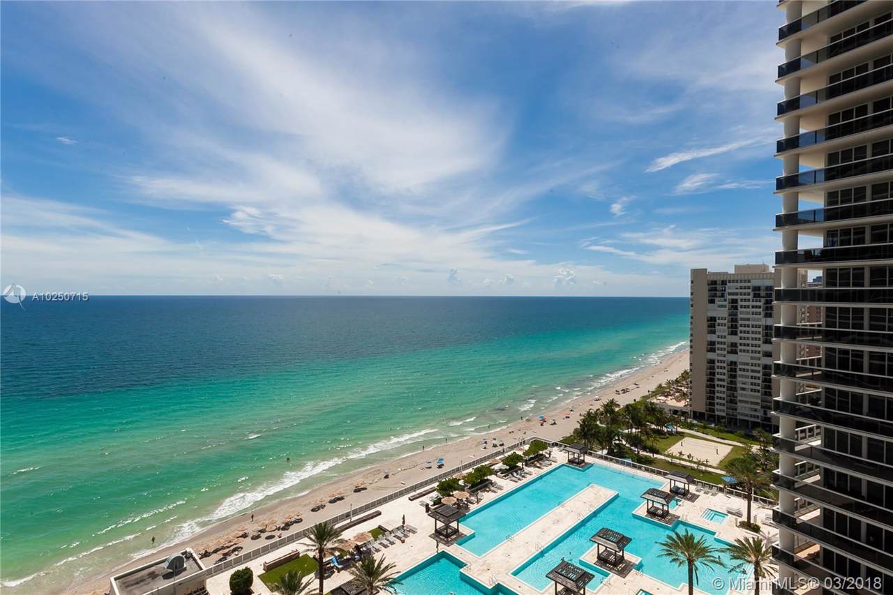 1830 Ocean Dr - Photo 1