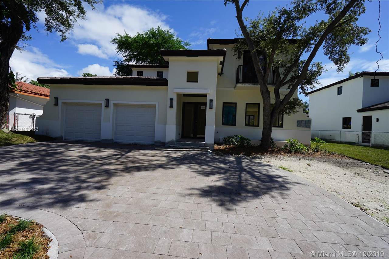 2509 Red Road - Photo 1