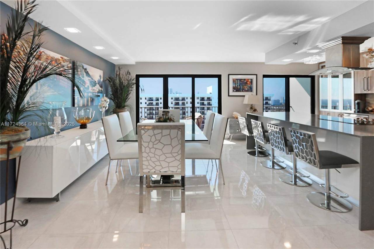 1201 Ocean Dr - Photo 1