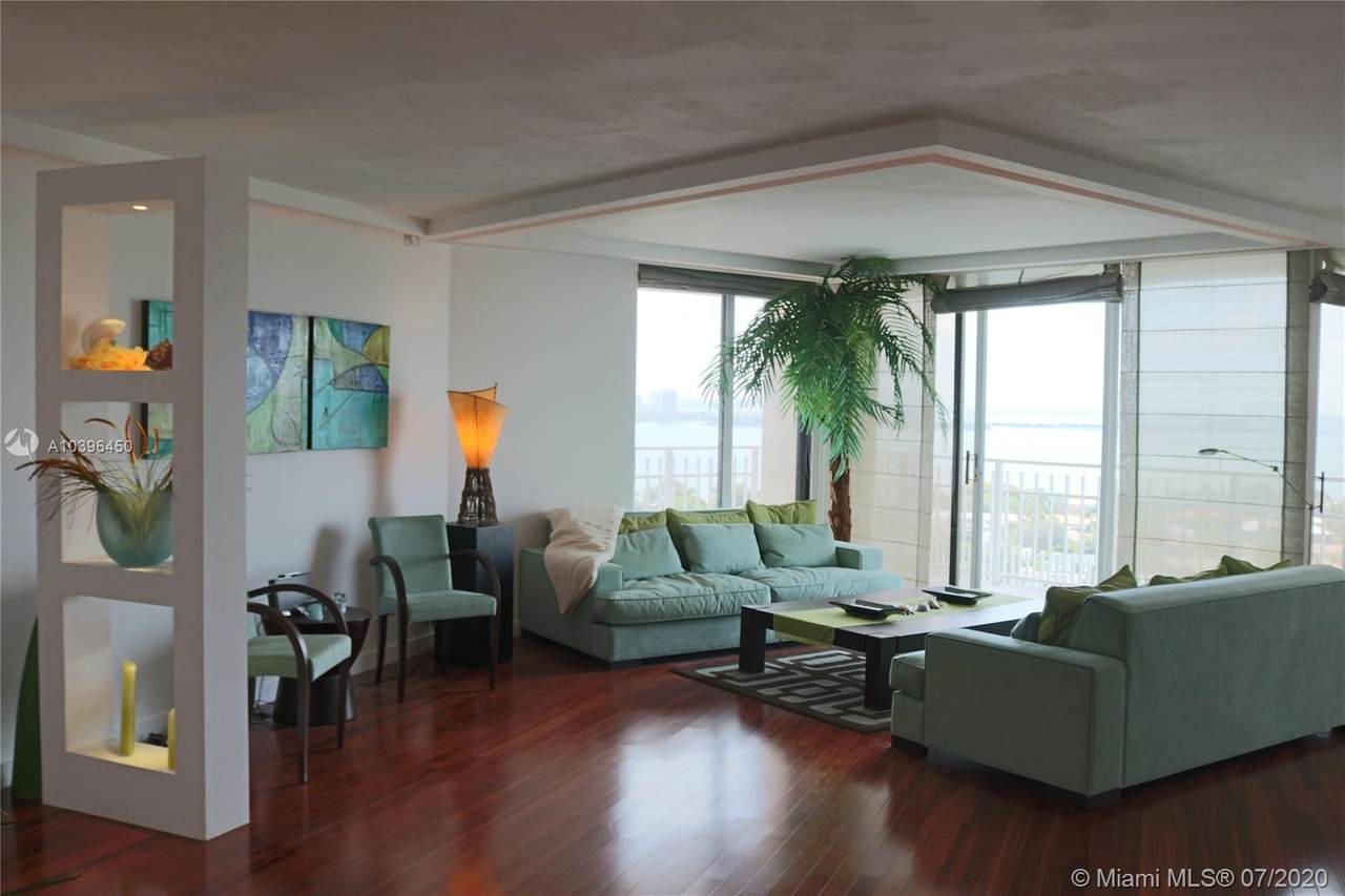 1000 Quayside Ter - Photo 1