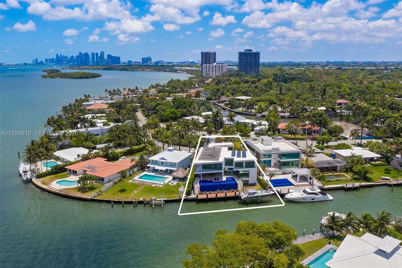 https://bt-photos.global.ssl.fastly.net/miami/1280_boomver_18_A11559610-2.jpg