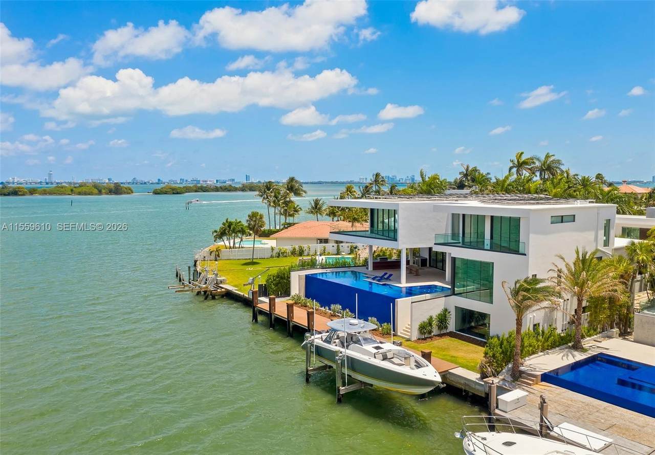 https://bt-photos.global.ssl.fastly.net/miami/1280_boomver_18_A11559610-2.jpg