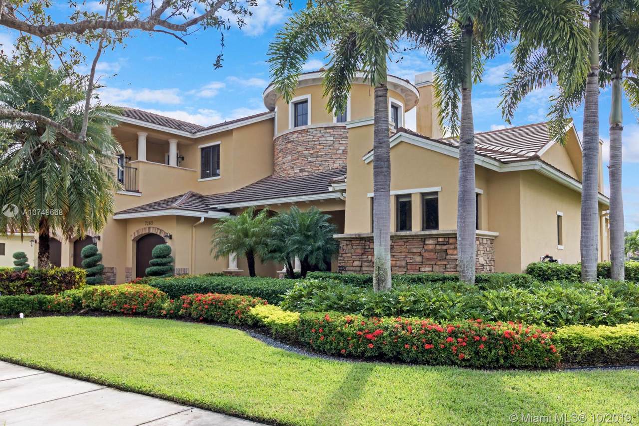 7260 Lemon Grass Dr - Photo 1