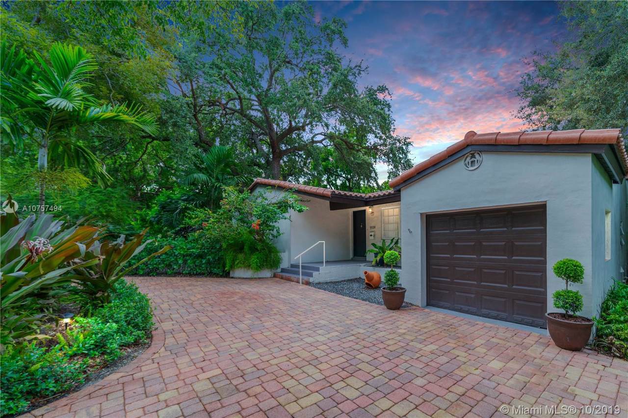 5530 Le Jeune Rd - Photo 1