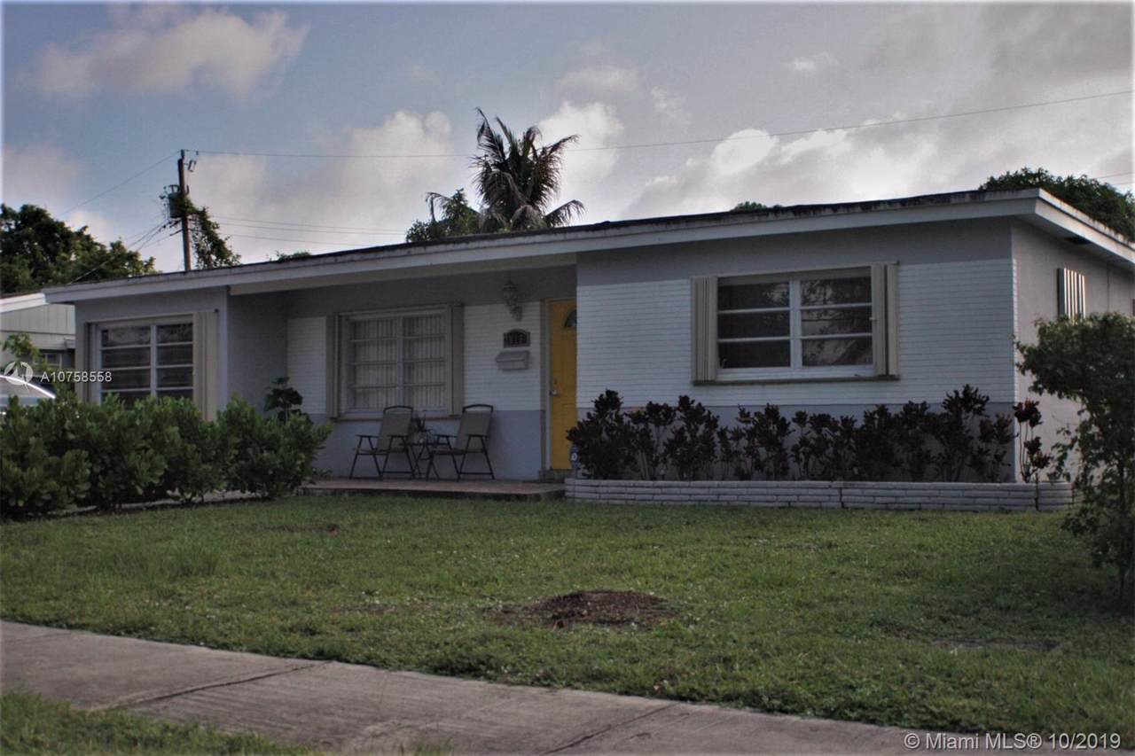 2919 Sw 68th Ave - Photo 1