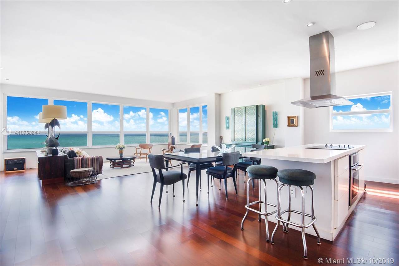 4925 Collins Ave - Photo 1