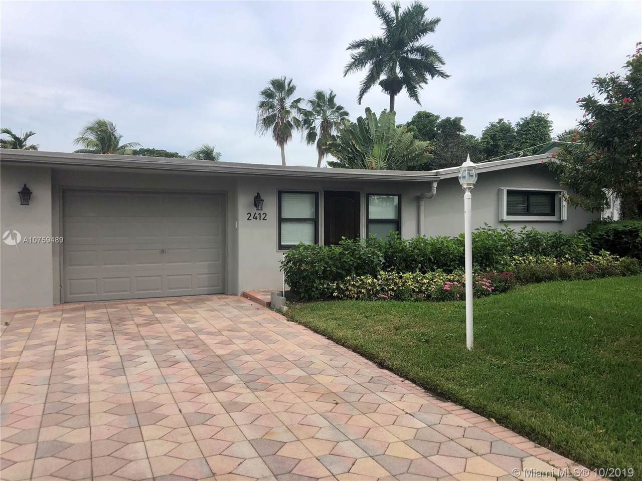 2412 Marathon Ln - Photo 1