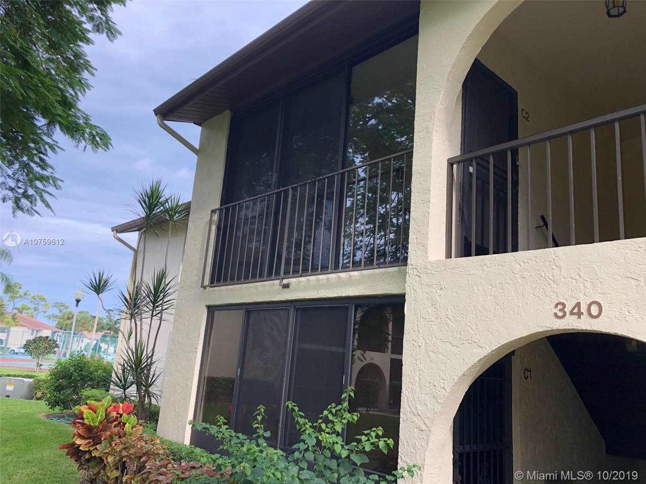 340 Knotty Pine Cir - Photo 1