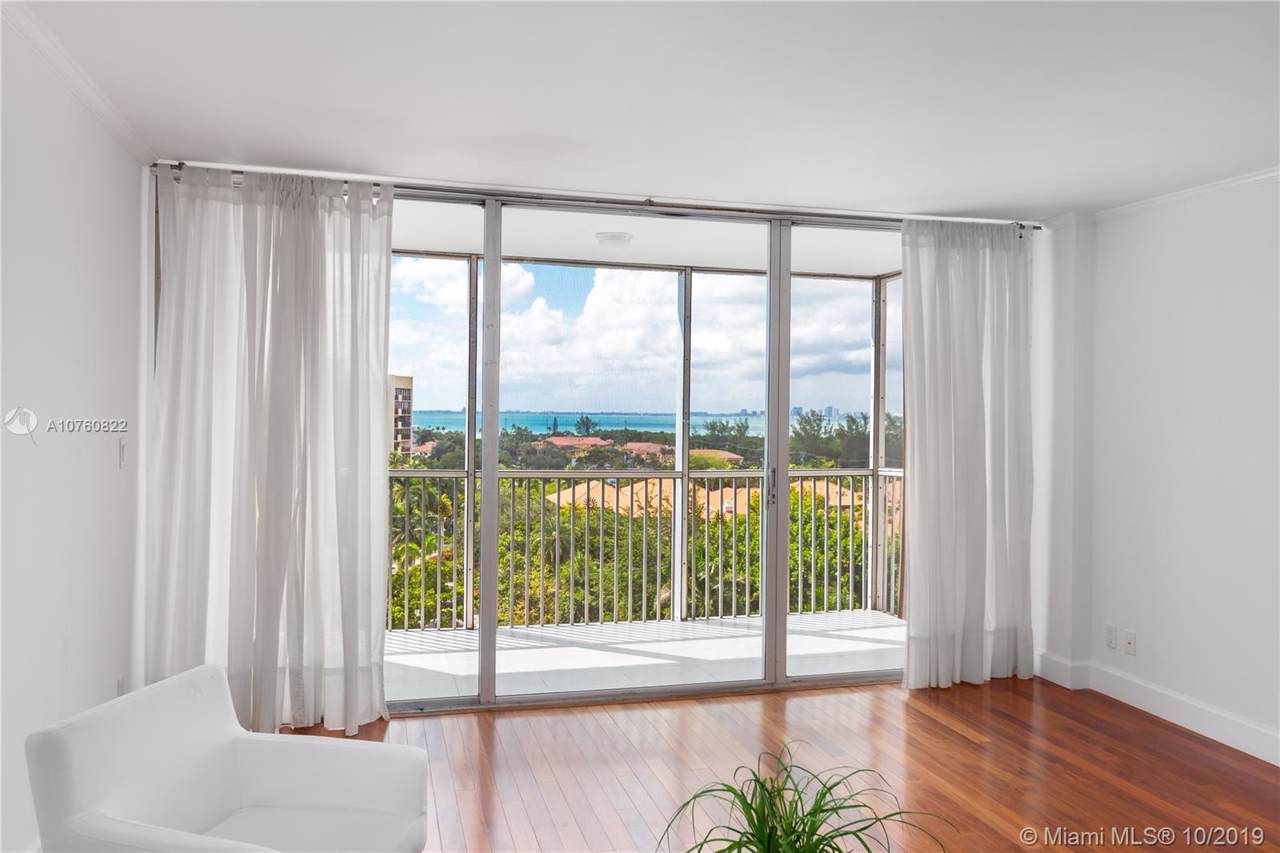 150 Ocean Lane Dr - Photo 1