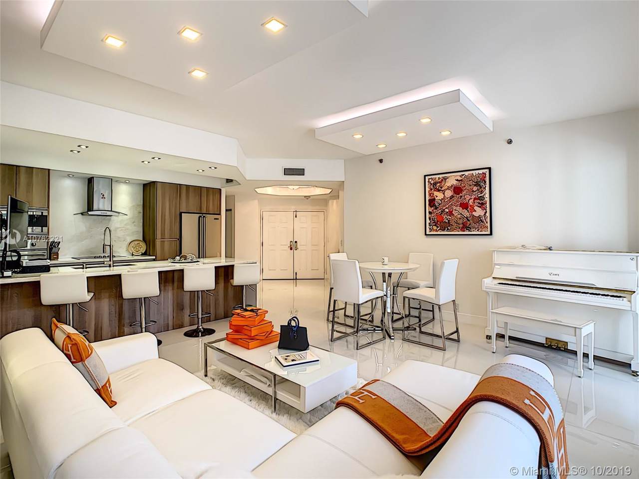 3900 Island Blvd - Photo 1