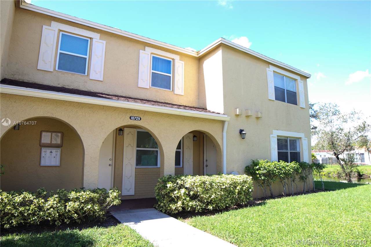 10729 La Placida Dr - Photo 1
