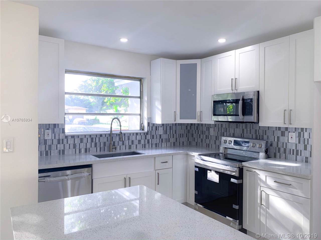 13305 Miami Ave - Photo 1