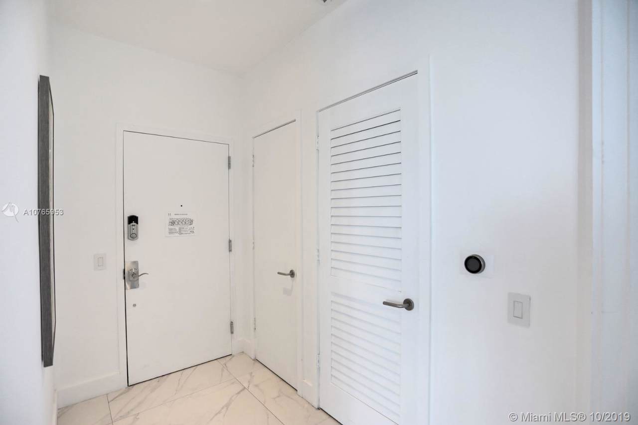 4111 Ocean Dr - Photo 1