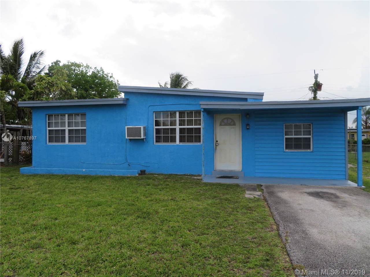 2620 55th Ave - Photo 1