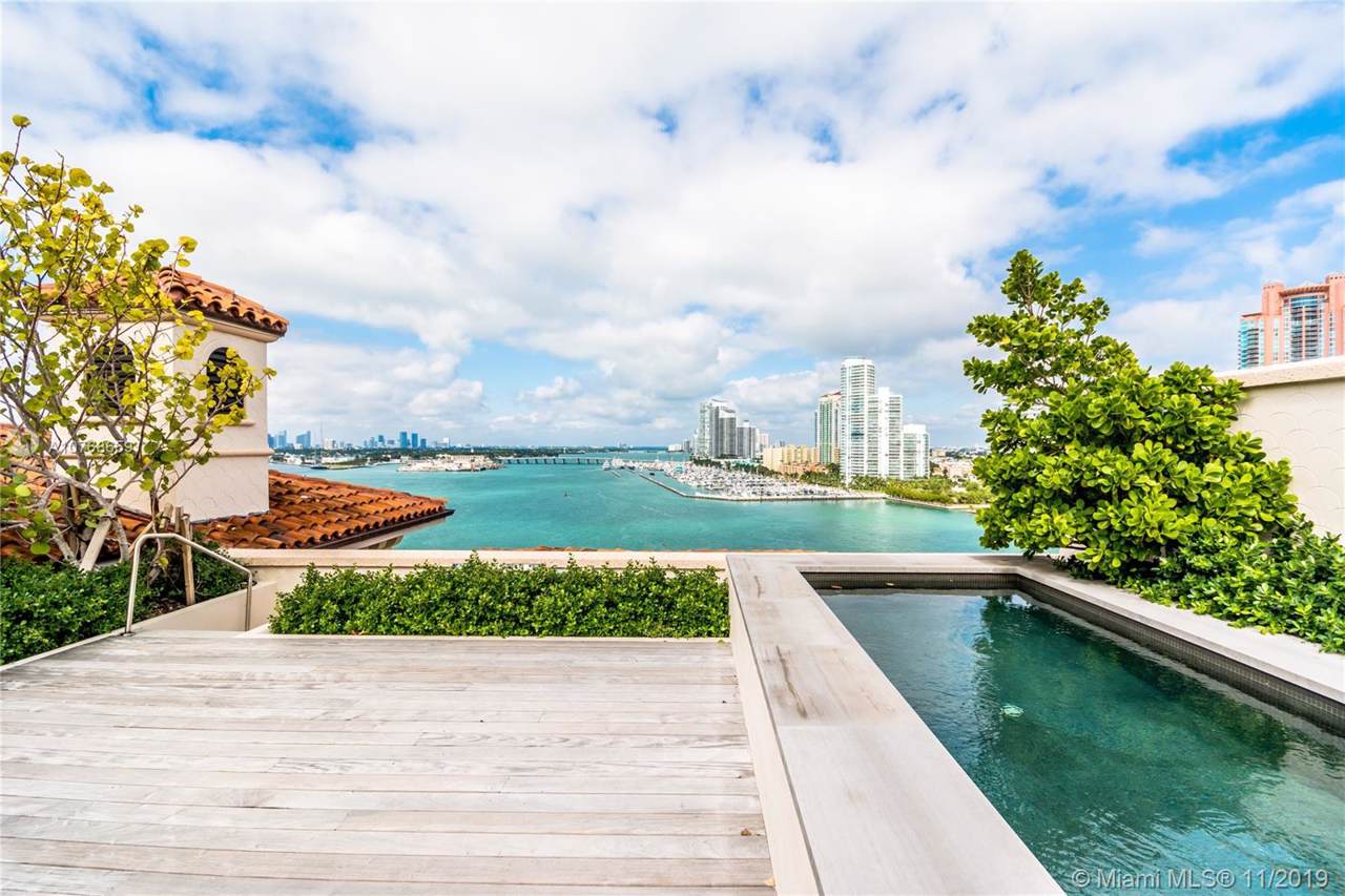 7001 Fisher Island Drive - Photo 1