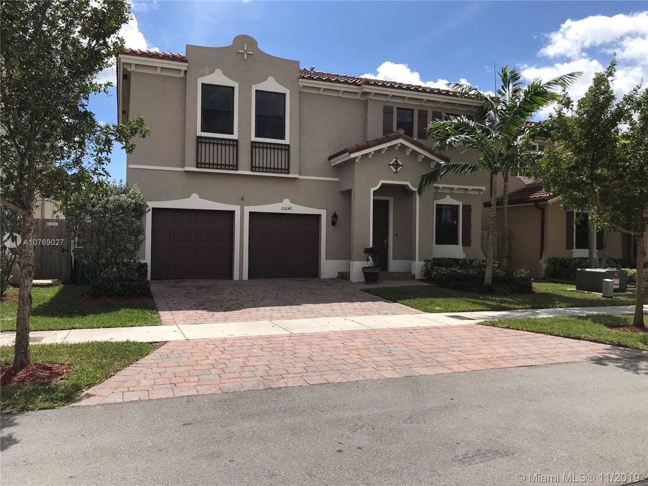 15242 173 LANE - Photo 1