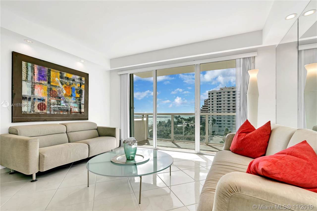 5333 Collins Ave - Photo 1