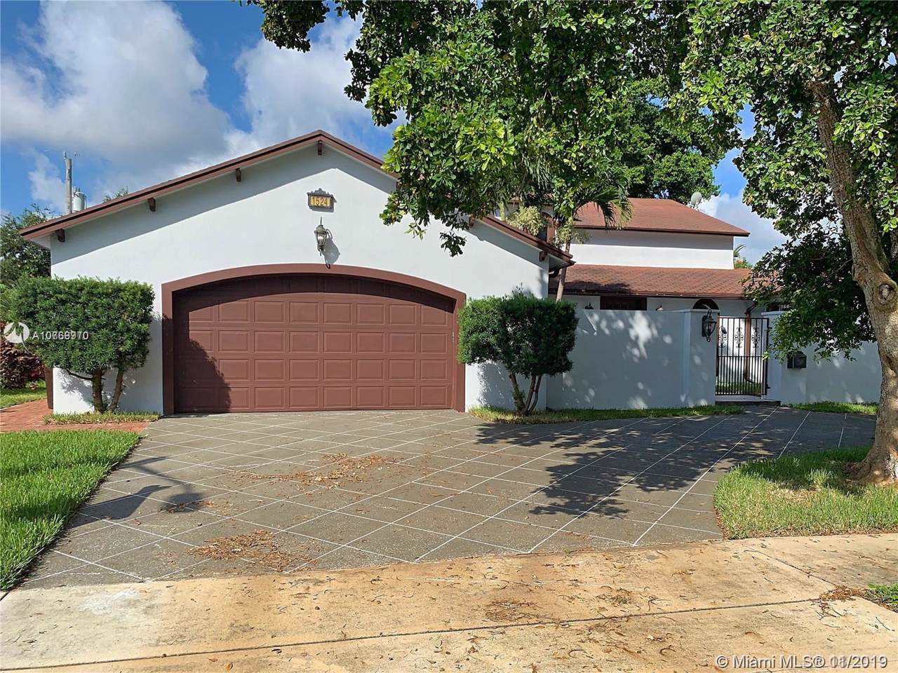 1524 39th St - Photo 1