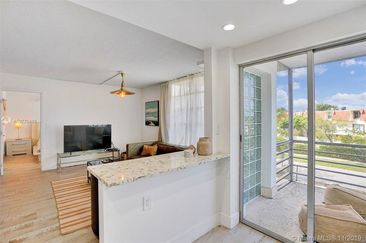 1750 115th St - Photo 1