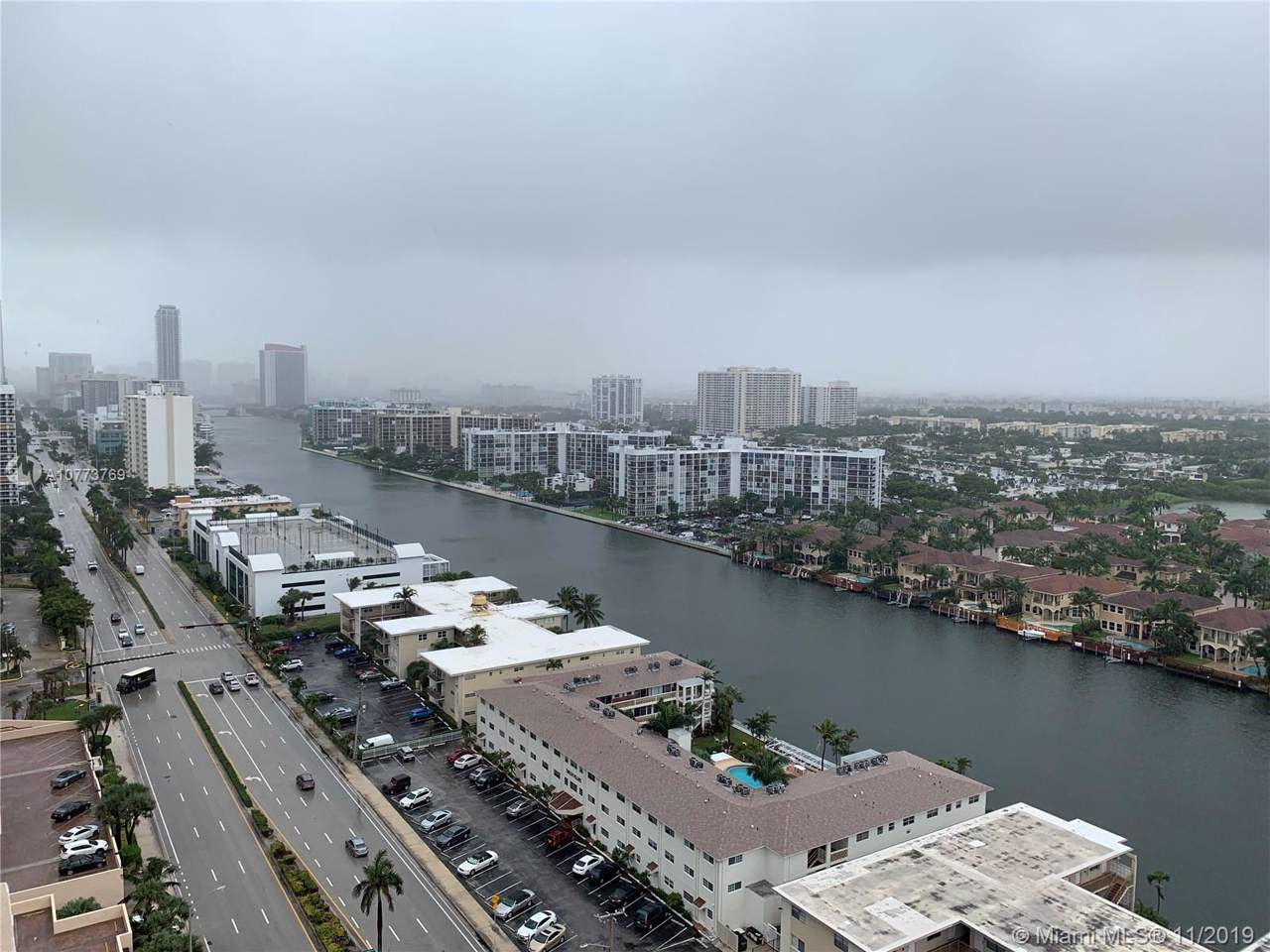 2101 Ocean Dr - Photo 1