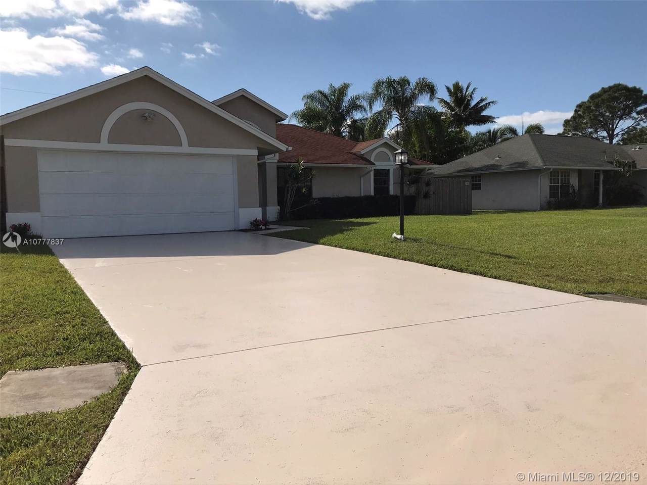 2656 Brevard Ave - Photo 1