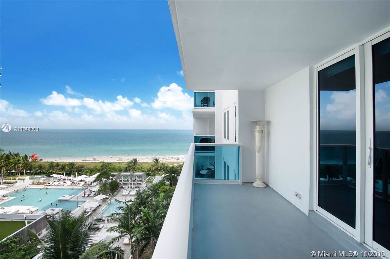 2301 Collins Ave - Photo 1