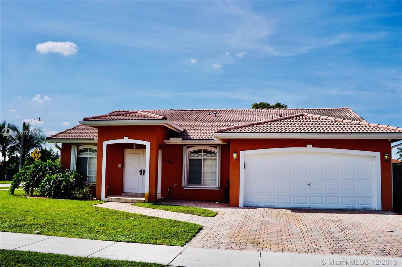 5184 158 Avenue - Photo 1