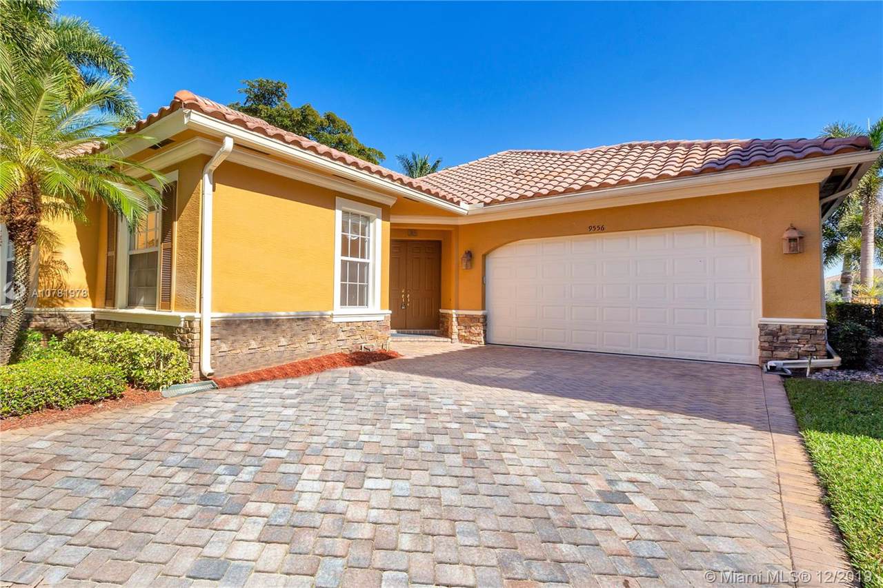9556 Cobblestone Creek Dr - Photo 1