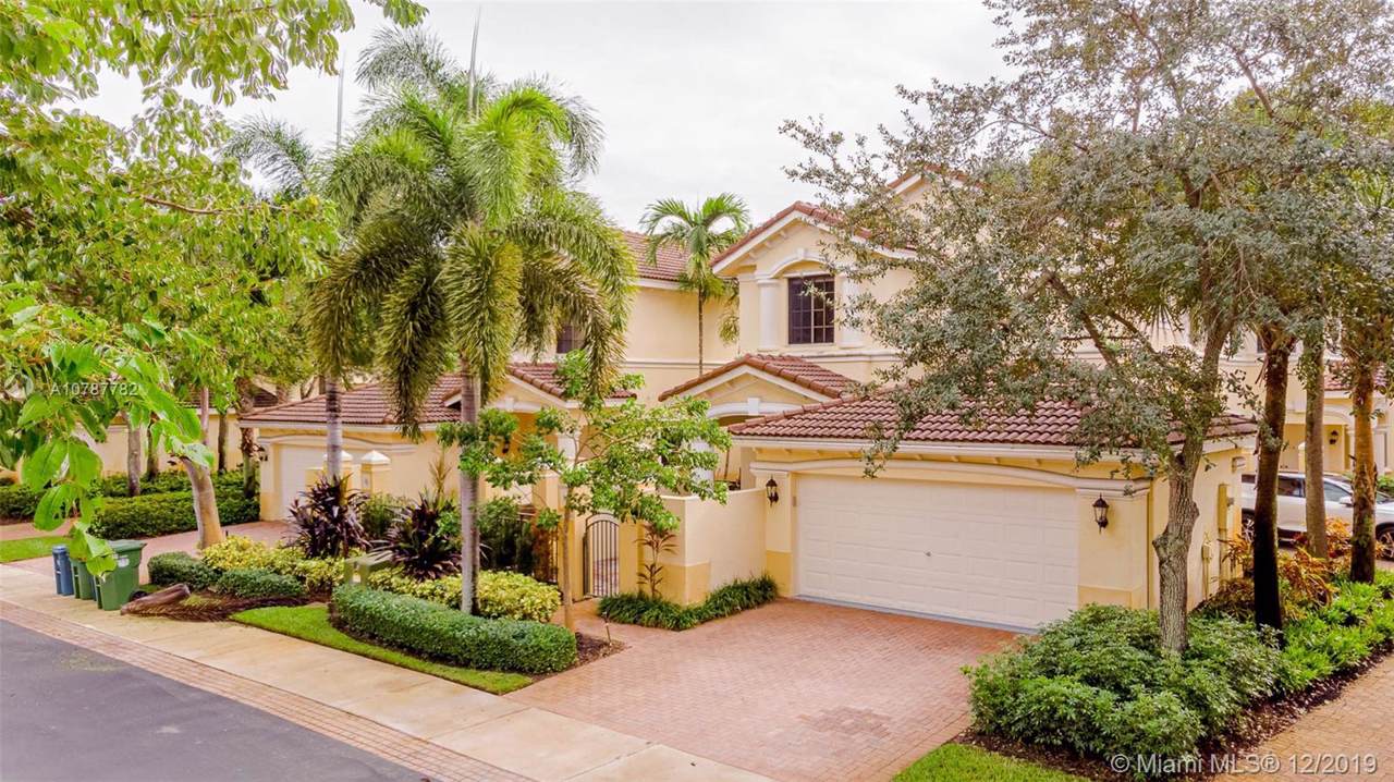 1599 Passion Vine Cir - Photo 1