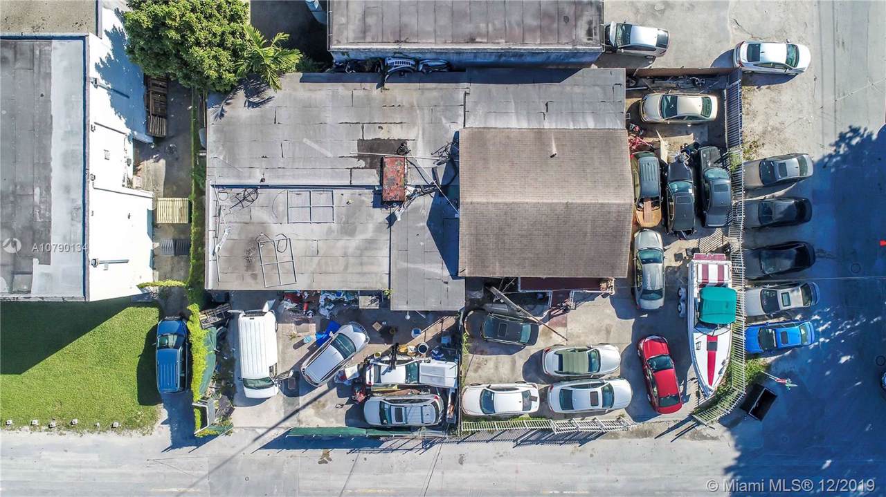 3705 35th Ave - Photo 1