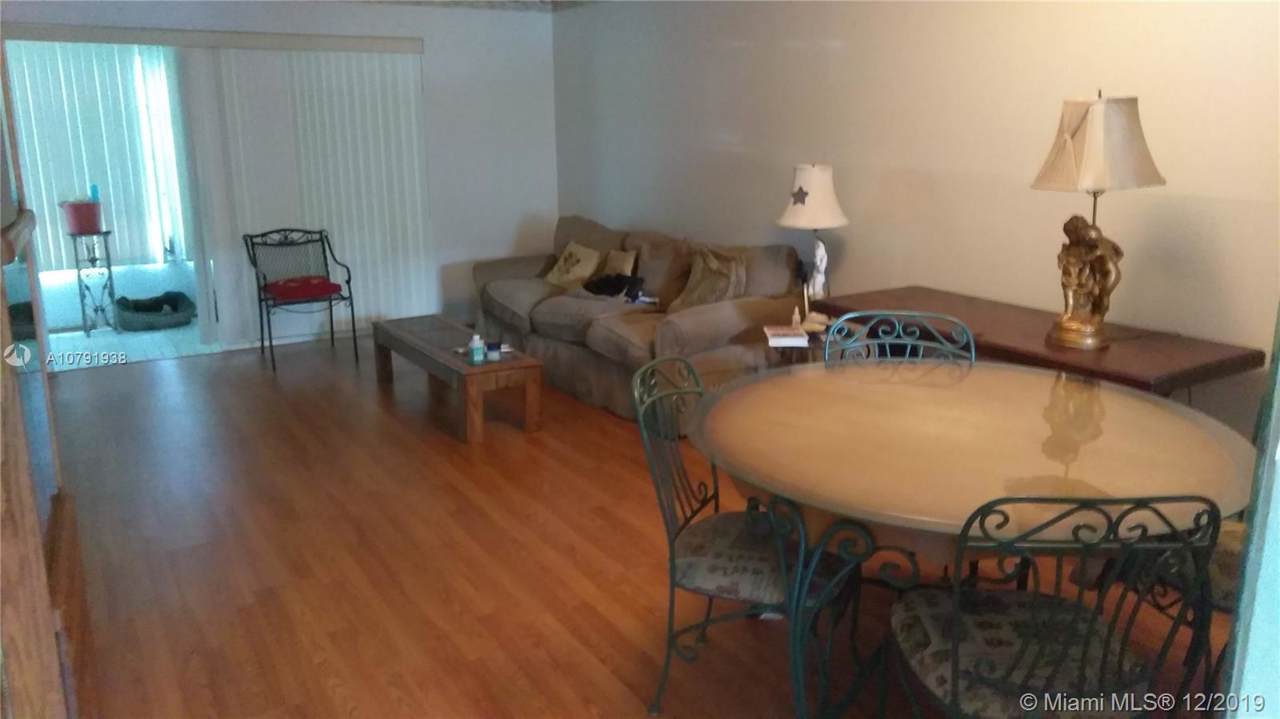 601 80 Terrace - Photo 1