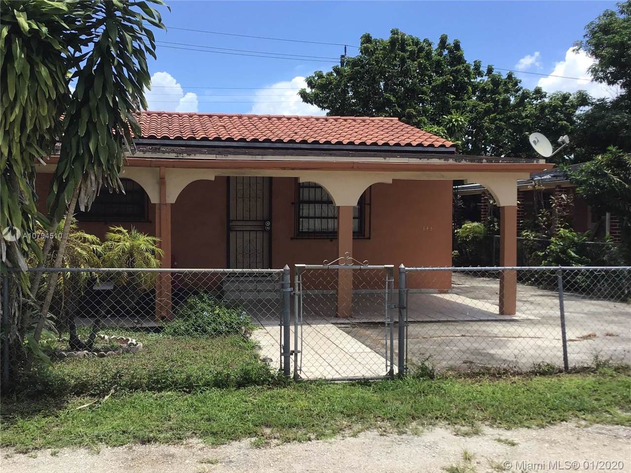 845 Codadad St - Photo 1