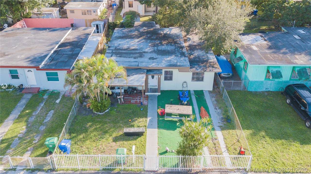 1874 53rd St - Photo 1