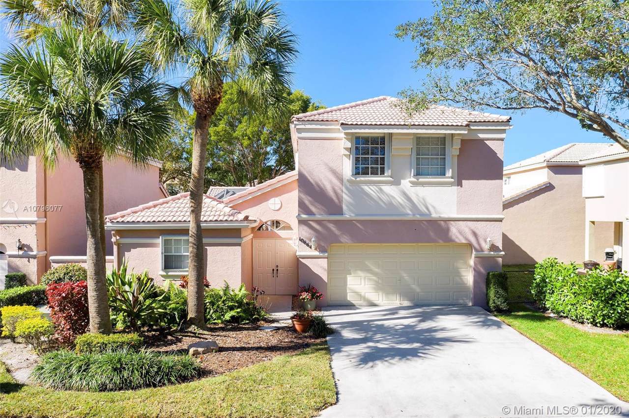 10664 47th Ct - Photo 1