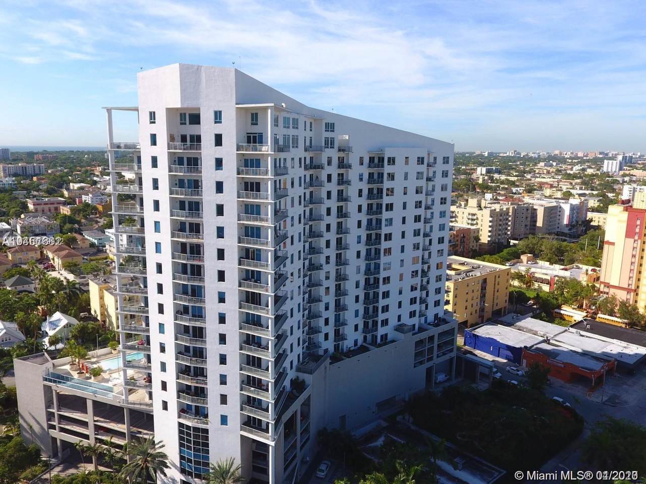 10 South River Dr - Photo 1